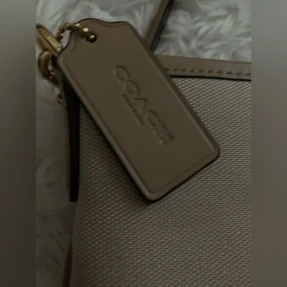 Coach Badge Jacquard Kitt Crossbody - Picture 8 of 10